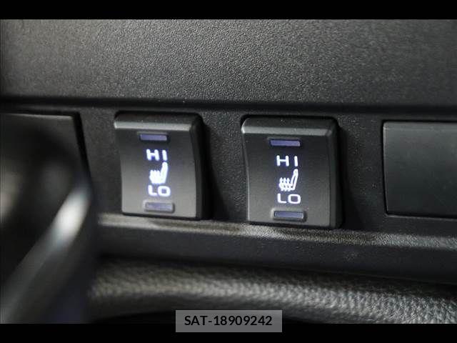 Toyota COROLLA CROSS 2022-10 8098556-3