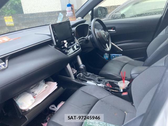Toyota COROLLA CROSS 2021-10 8129443-10