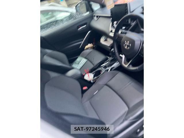 Toyota COROLLA CROSS 2021-10 8129443-12