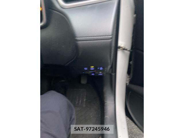Toyota COROLLA CROSS 2021-10 8129443-13