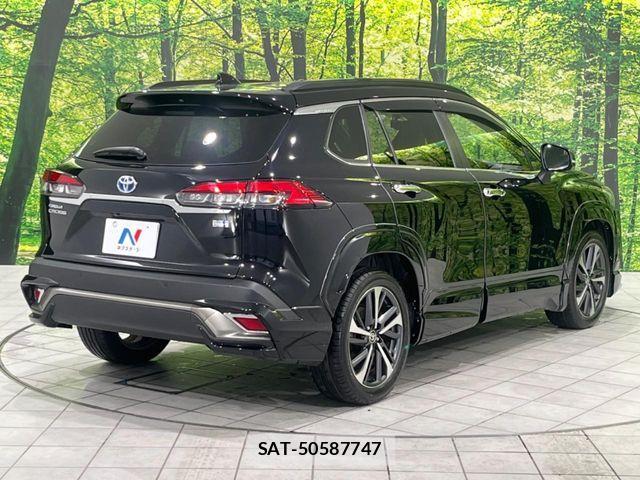 Toyota COROLLA CROSS 2021-11 8145597-17