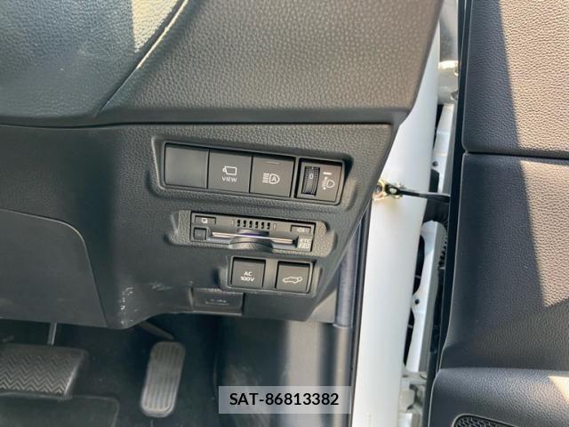 Toyota COROLLA CROSS 2021-12 8145603-15