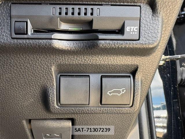 Toyota COROLLA CROSS 2023-08 8206935-21