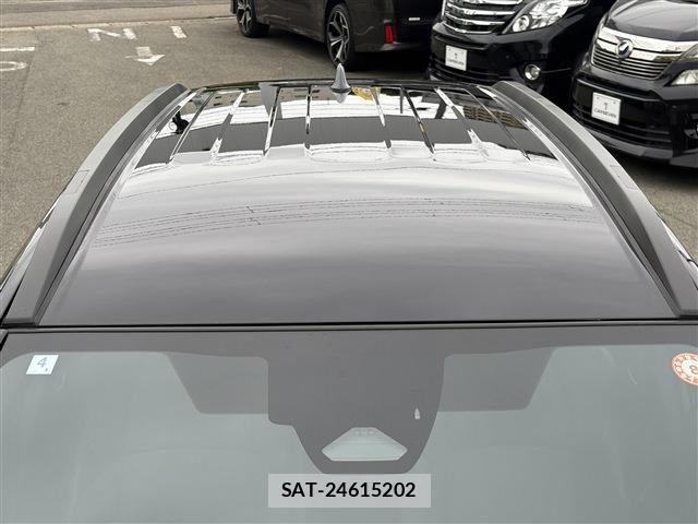 Toyota COROLLA CROSS 2024-04 8206926-14