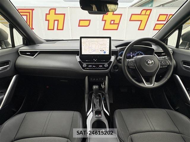 Toyota COROLLA CROSS 2024-04 8206926-23