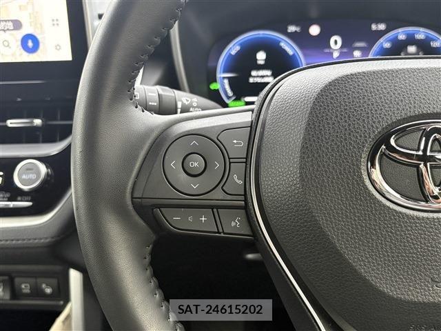 Toyota COROLLA CROSS 2024-04 8206926-25