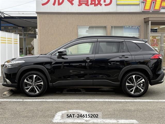 Toyota COROLLA CROSS 2024-04 8206926-4