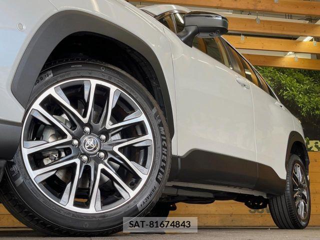 Toyota COROLLA CROSS 2025-09 8229302-12