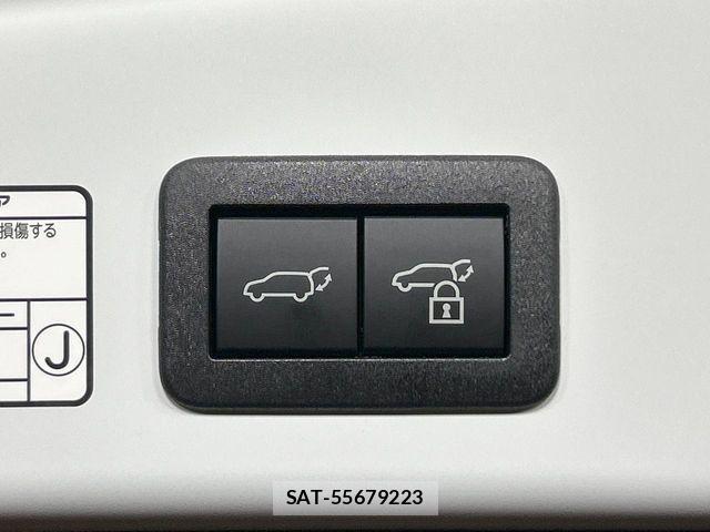 Toyota COROLLA CROSS 2026-03 8244862-5