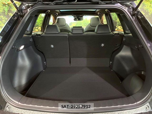 Toyota COROLLA CROSS 2026-06 8244861-11