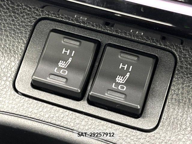 Toyota COROLLA CROSS 2026-06 8244861-6