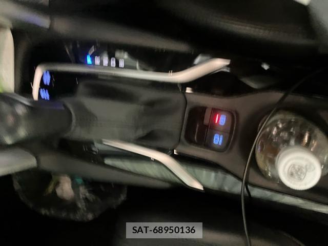 Toyota COROLLA CROSS 2021-12 8313770-18