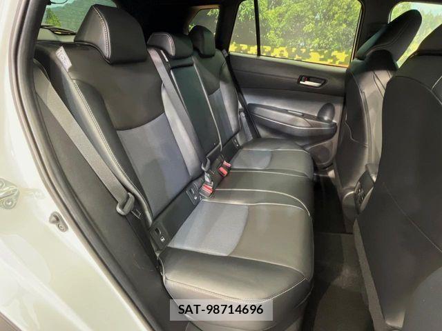 Toyota COROLLA CROSS 2025-02 8313758-11