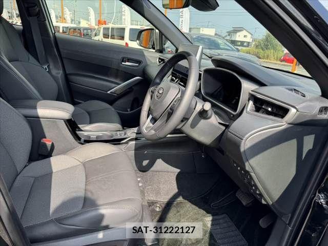 Toyota COROLLA CROSS 2025-04 8313768-15