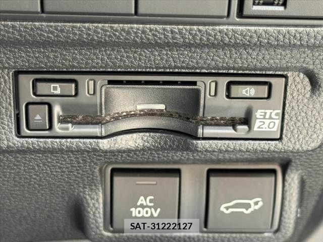 Toyota COROLLA CROSS 2025-04 8313768-26
