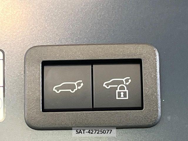 Toyota COROLLA CROSS 2024-06 8335278-8