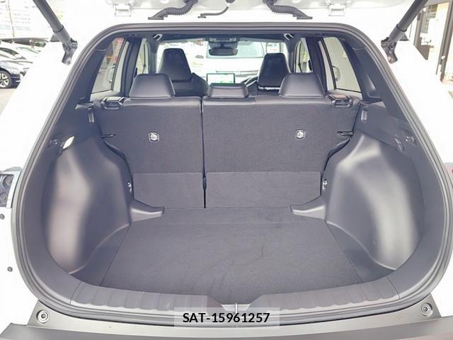 Toyota COROLLA CROSS 2023-11 8335277-28