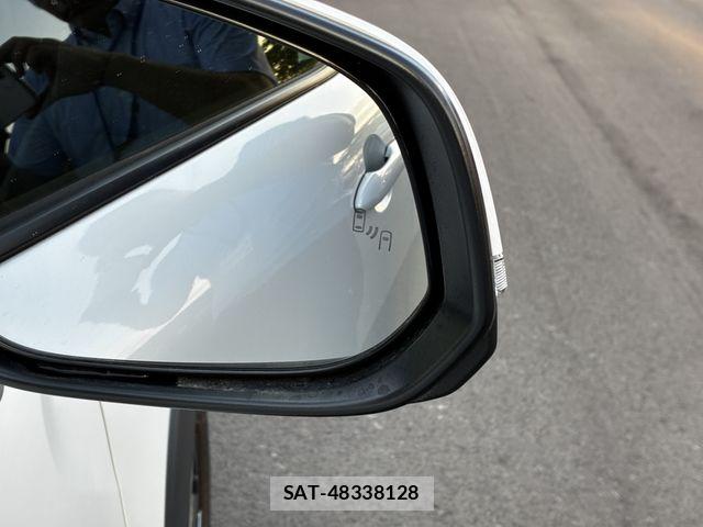 Toyota COROLLA CROSS 2024-04 8354179-26