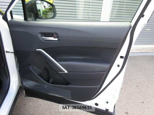 Toyota COROLLA CROSS 2024-07 8365201-25