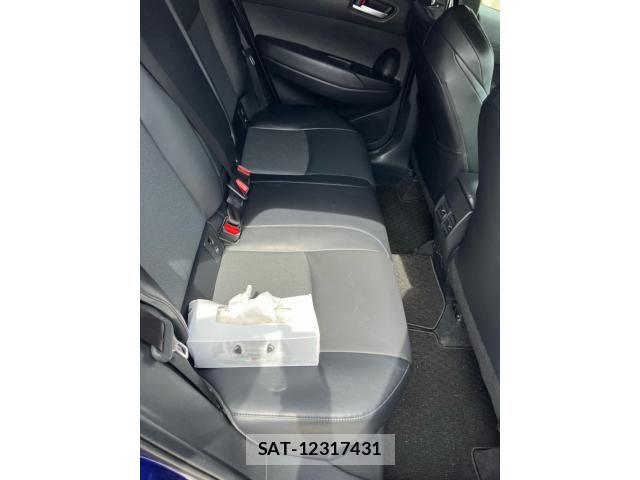 Toyota COROLLA CROSS 2022-01 8365206-13