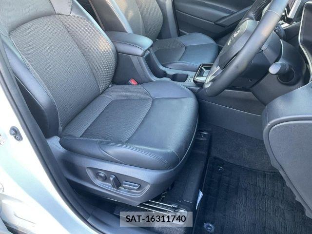 Toyota COROLLA CROSS 2025-07 8411698-9