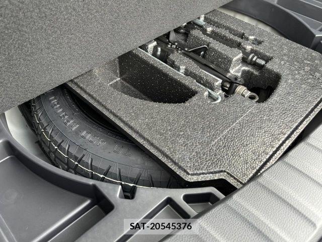 Toyota COROLLA CROSS 2026-03 8438005-11