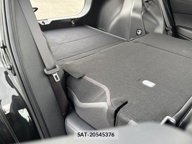 Toyota COROLLA CROSS 2026-03 8438005-12
