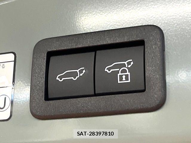 Toyota COROLLA CROSS 2026-07 8438000-9