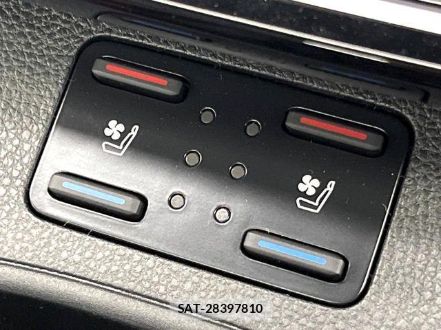 Toyota COROLLA CROSS 2026-07 8438000-7