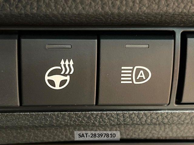 Toyota COROLLA CROSS 2026-07 8438000-8