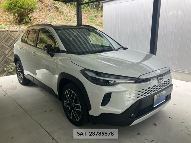 Toyota COROLLA CROSS 2026-06 8438004-0