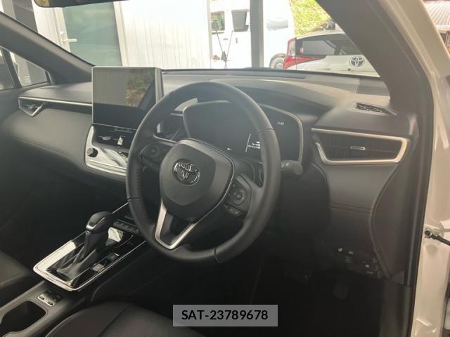 Toyota COROLLA CROSS 2026-06 8438004-11