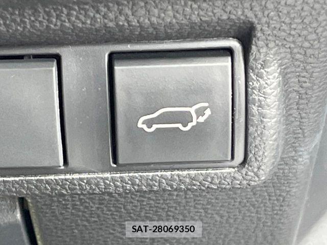 Toyota COROLLA CROSS 2025-03 8438009-4
