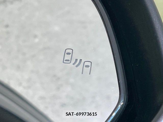 Toyota COROLLA CROSS 2023-03 8524125-4