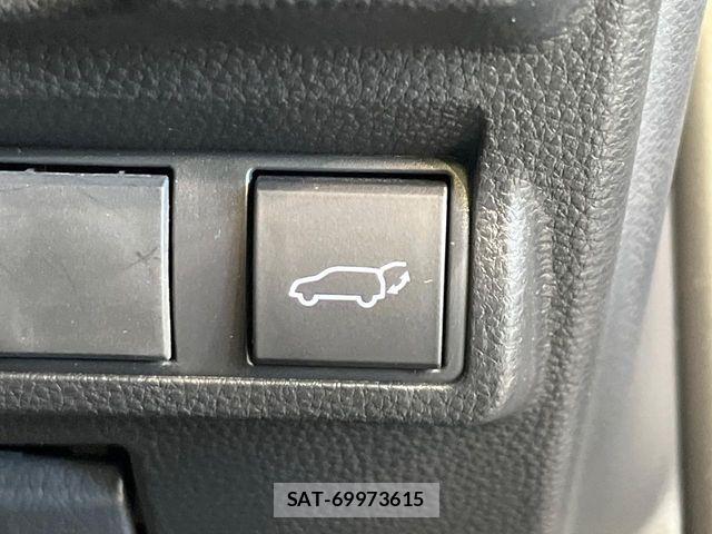 Toyota COROLLA CROSS 2023-03 8524125-6