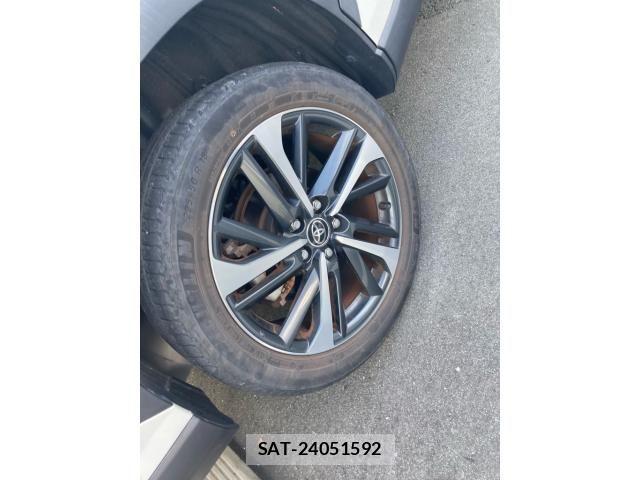 Toyota COROLLA CROSS 2022-12 8524121-5