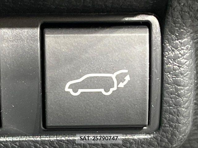 Toyota COROLLA CROSS 2025-05 8524097-4
