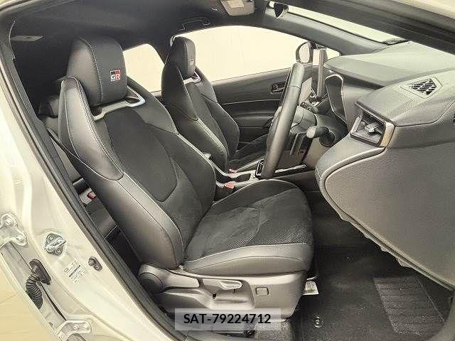 Toyota COROLLA CROSS 2025-11 8524094-10