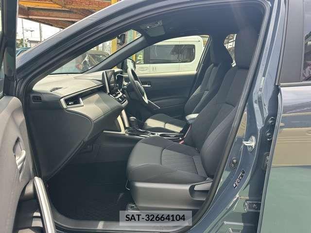 Toyota COROLLA CROSS 2023-12 8561491-3