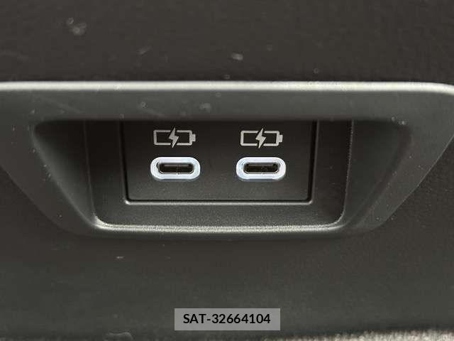 Toyota COROLLA CROSS 2023-12 8561491-7