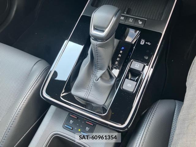 Toyota COROLLA CROSS 2026-06 8561481-17