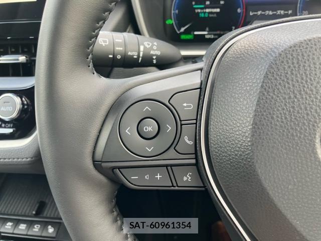 Toyota COROLLA CROSS 2026-06 8561481-8