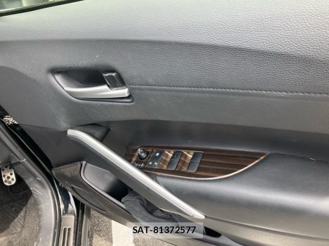 Toyota COROLLA CROSS 2022-02 8561486-10