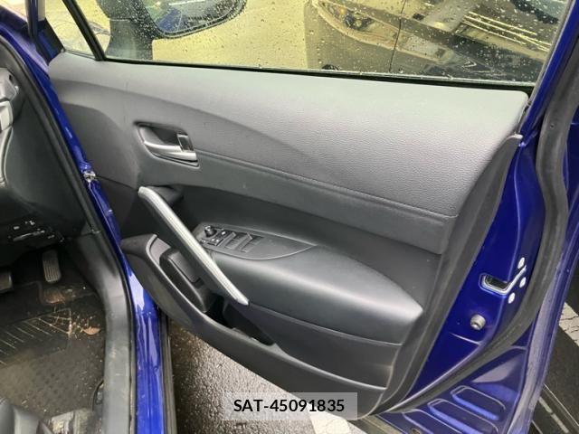 Toyota COROLLA CROSS 2022-03 8658477-18
