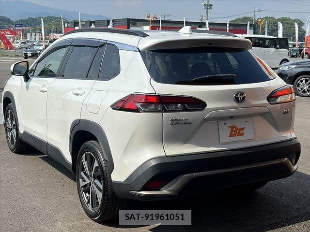 Toyota COROLLA CROSS 2022-03 8658473-14