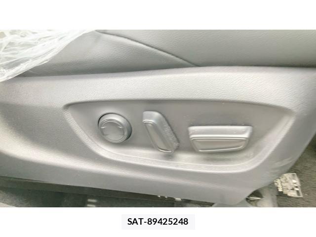 Toyota COROLLA CROSS 2023-07 8658474-17