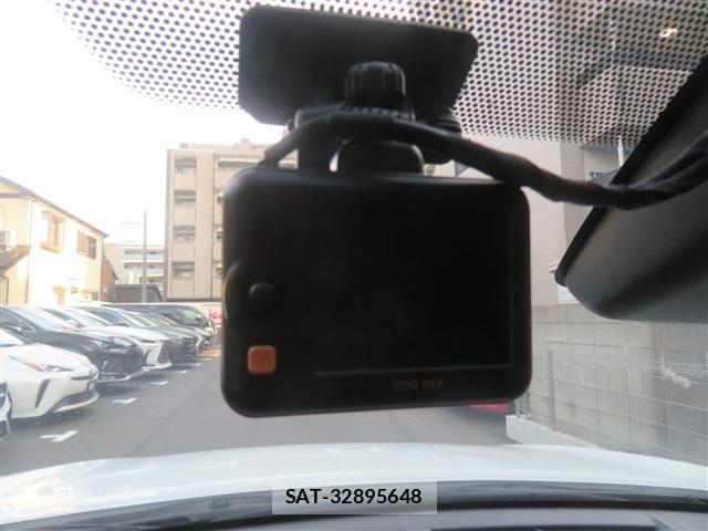 Toyota COROLLA CROSS 2023-08 8741244-16