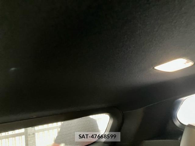 Toyota COROLLA CROSS 2024-06 8741242-13