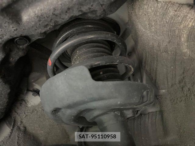 Toyota COROLLA CROSS 2024-03 8741249-19