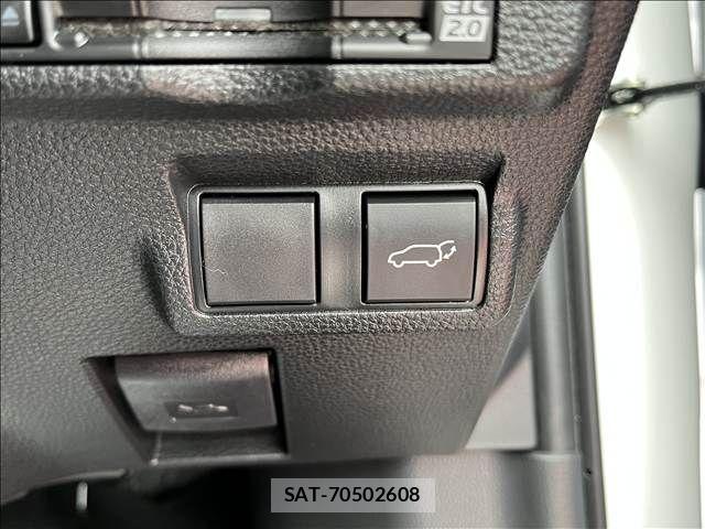 Toyota COROLLA CROSS 2025-01 8779775-26